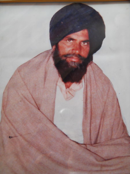 Photo of ਬੂਰ ਸਿੰਘ , ਗੈਰ ਕਾਨੂੰਨੀ ਹੱਤਆਿ ਦਾ/ਦੀ ਪੀੜਤ ਦੀ ਤਾਰੀਖ਼ ਜੂਨ ੦੬, ੧੯੮੪ਬਾਡਰ ਸਿਕਿਓਰਟੀ ਫੋਰਸ