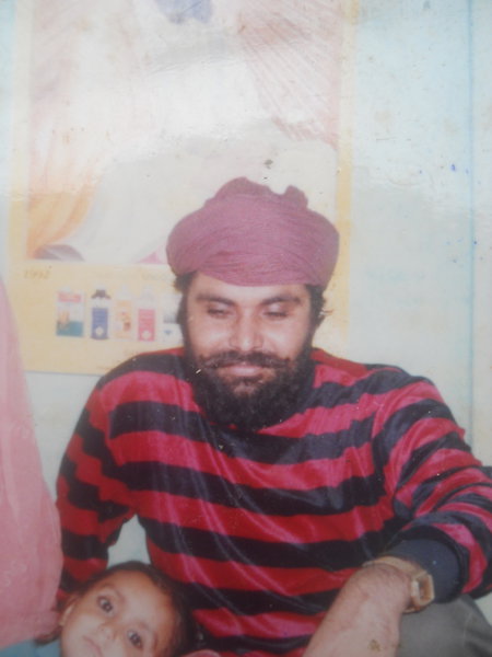Photo of ਜਸਵਿੰਦਰ ਸਿੰਘ , ਗੈਰ ਕਾਨੂੰਨੀ ਹੱਤਆਿ ਦਾ/ਦੀ ਪੀੜਤ ਦੀ ਤਾਰੀਖ਼ ਜੂਨ ੨੪, ੧੯੯੨, in Majitha, by ਪੰਜਾਬ ਪੁਲਿਸ