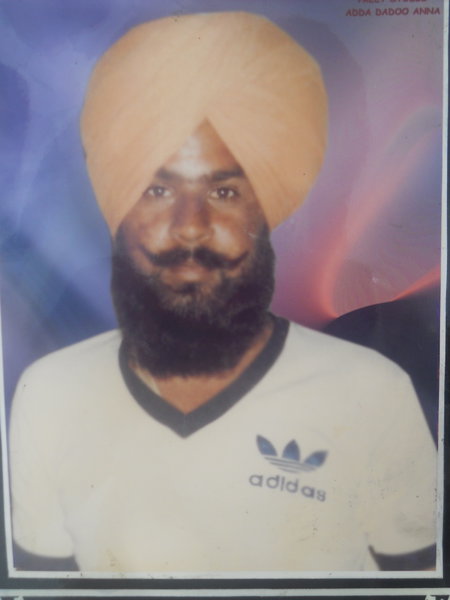 Photo of ਸੁਖਦੇਵ ਸਿੰਘ , ਗੈਰ ਕਾਨੂੰਨੀ ਹੱਤਆਿ ਦਾ/ਦੀ ਪੀੜਤ ਦੇ ਵਿੱਚ ਨਵੰਬਰ ੨੩, ੧੯੮੬ ਅਤੇ ਨਵੰਬਰ ੨੩,  ੧੯੮੭, in Tarn Taran, Jandiala, by ਪੰਜਾਬ ਪੁਲਿਸ