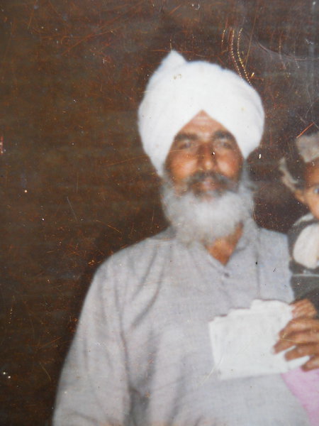 Photo of Makhan Singh,  disappeared between January 1, 1993 and January 31,  1993, in Chogawan,  by Punjab Police
