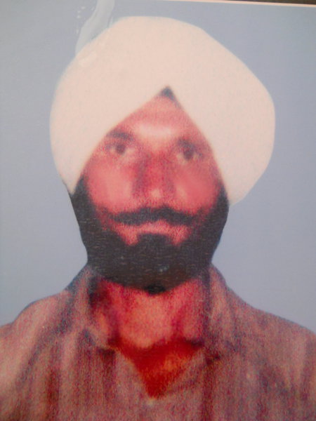 Photo of ਸਤਿੰਦਰ ਸਿੰਘ , ਗੈਰ ਕਾਨੂੰਨੀ ਹੱਤਆਿ ਦਾ/ਦੀ ਪੀੜਤ ਦੀ ਤਾਰੀਖ਼ ਮਾਰਚ ੨੦, ੧੯੯੧, in Valtoha, by ਪੰਜਾਬ ਪੁਲਿਸ