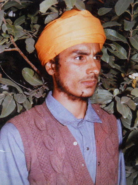 Photo of ਦਵਿੰਦਰ ਸਿੰਘ , ਗੈਰ ਕਾਨੂੰਨੀ ਹੱਤਆਿ ਦਾ/ਦੀ ਪੀੜਤ ਦੀ ਤਾਰੀਖ਼ ਫ਼ਰਵਰੀ ੧੨, ੧੯੯੧ by ਕੇਂਦਰੀ ਰਿਜਰਵ ਪੁਲਿਸ ਫੋਰਸਕੇਂਦਰੀ ਰਿਜਰਵ ਪੁਲਿਸ ਫੋਰਸ