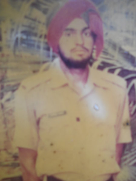 Photo of ਗੁਰਦੇਵ ਸਿੰਘ ,  ਲਾਪਤਾ/ਜ਼ਬਰਨ ਲਾਪਤਾ ਦੇ ਵਿੱਚ ਨਵੰਬਰ ੧, ੧੯੯੨ ਅਤੇ ਦਸੰਬਰ ੩੧,  ੧੯੯੨ by ਪੰਜਾਬ ਪੁਲਿਸ
