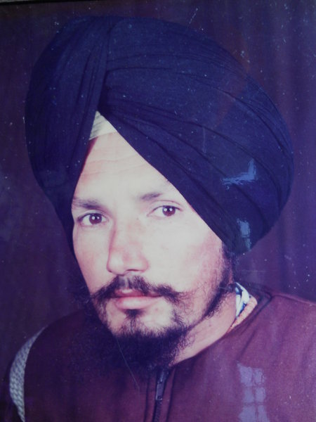 Photo of ਸੁਖਮੰਦਰ ਸਿੰਘ , ਗੈਰ ਕਾਨੂੰਨੀ ਹੱਤਆਿ ਦਾ/ਦੀ ਪੀੜਤ ਦੇ ਵਿੱਚ ਐਪ੍ਰਲ ੩, ੧੯੯੨ ਅਤੇ ਐਪ੍ਰਲ ੧੪,  ੧੯੯੨, in Bhagta,  by ਪੰਜਾਬ ਪੁਲਿਸ; ਕੇਂਦਰੀ ਰਿਜਰਵ ਪੁਲਿਸ ਫੋਰਸ, in Bhagta, by ਪੰਜਾਬ ਪੁਲਿਸ