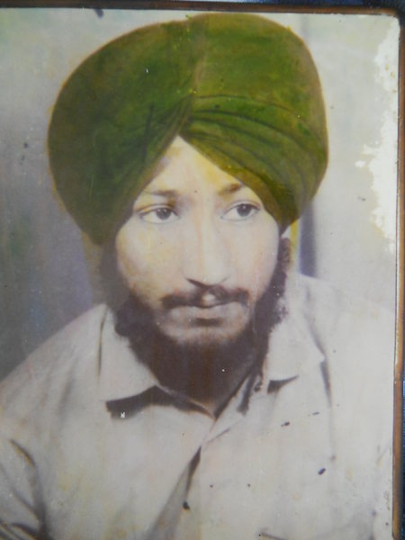 Photo of ਬਲਵਿੰਦਰ ਸਿੰਘ , ਗੈਰ ਕਾਨੂੰਨੀ ਹੱਤਆਿ ਦਾ/ਦੀ ਪੀੜਤ ਦੇ ਵਿੱਚ ਮਾਰਚ ੧੦, ੧੯੯੨ ਅਤੇ ਮਾਰਚ ੧੧,  ੧੯੯੨, in Rampura Phul,  by ਪੰਜਾਬ ਪੁਲਿਸ; ਕੇਂਦਰੀ ਰਿਜਰਵ ਪੁਲਿਸ ਫੋਰਸ, in Rampura Phul, by ਪੰਜਾਬ ਪੁਲਿਸ