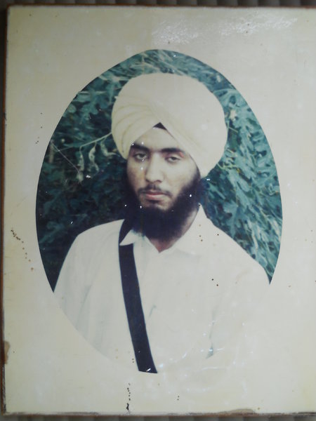 Photo of ਹਰਨੇਕ ਸਿੰਘ , ਗੈਰ ਕਾਨੂੰਨੀ ਹੱਤਆਿ ਦਾ/ਦੀ ਪੀੜਤ ਦੇ ਵਿੱਚ ਅਕਤੂਬਰ ੧੬, ੧੯੯੧ ਅਤੇ ਅਕਤੂਬਰ ੧੭,  ੧੯੯੧ਪੰਜਾਬ ਪੁਲਿਸ