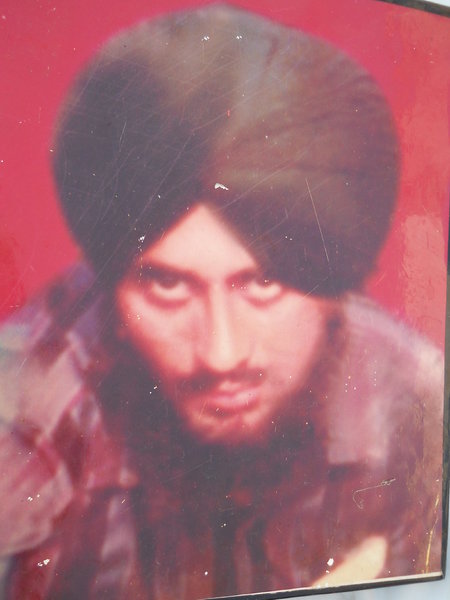 Photo of ਪ੍ਰਗਟ ਸਿੰਘ ,  ਲਾਪਤਾ/ਜ਼ਬਰਨ ਲਾਪਤਾ ਦੀ ਤਾਰੀਖ਼ ਸਤੰਬਰ ੧੫, ੧੯੮੯, in Amritsar CIA Staff,  by ਕੇਂਦਰੀ ਰਿਜਰਵ ਪੁਲਿਸ ਫੋਰਸ; ਅਪਰਾਧਿਕ ਜਾਂਚ ਏਜੰਸੀ