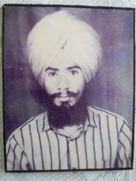 Photo of ਬਲਜੀਤ ਸਿੰਘ , ਗੈਰ ਕਾਨੂੰਨੀ ਹੱਤਆਿ ਦਾ/ਦੀ ਪੀੜਤ ਦੇ ਵਿੱਚ ਦਸੰਬਰ ੭, ੧੯੮੮ ਅਤੇ ਦਸੰਬਰ ੧੫,  ੧੯੮੮ਪੰਜਾਬ ਪੁਲਿਸ