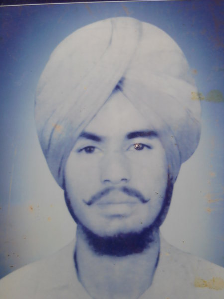 Photo of ਗੁਰਮਿਲਾਪ ਸਿੰਘ , ਗੈਰ ਕਾਨੂੰਨੀ ਹੱਤਆਿ ਦਾ/ਦੀ ਪੀੜਤ ਦੀ ਤਾਰੀਖ਼ ਜਨਵਰੀ ੦੬, ੧੯੯੦ਕੇਂਦਰੀ ਰਿਜਰਵ ਪੁਲਿਸ ਫੋਰਸ