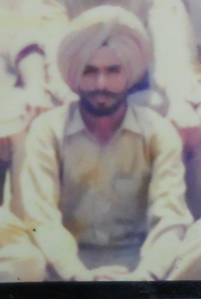 Photo of ਸ਼ੇਰ ਸਿੰਘ , ਗੈਰ ਕਾਨੂੰਨੀ ਹੱਤਆਿ ਦਾ/ਦੀ ਪੀੜਤ ਦੇ ਵਿੱਚ ਜੁਲਾਈ ੮, ੧੯੯੩ ਅਤੇ ਜੁਲਾਈ ੧੦,  ੧੯੯੩, in Mulepur, by ਪੰਜਾਬ ਪੁਲਿਸ