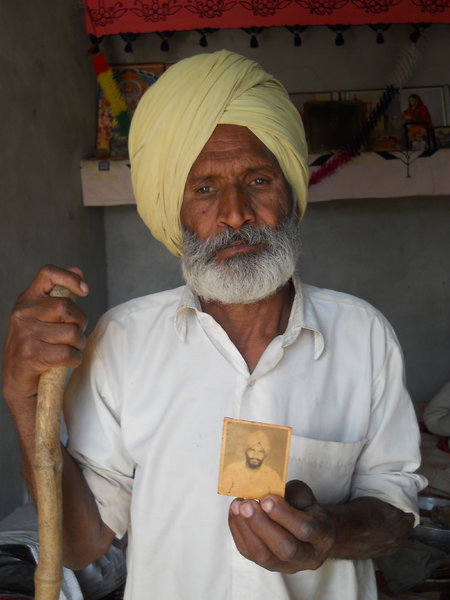 Photo of ਜਰਨੈਲ ਸਿੰਘ , ਗੈਰ ਕਾਨੂੰਨੀ ਹੱਤਆਿ ਦਾ/ਦੀ ਪੀੜਤ ਦੀ ਤਾਰੀਖ਼ ਮਾਰਚ ੨੦, ੧੯੯੨, in Fazilka, Firozpur, by ਪੰਜਾਬ ਪੁਲਿਸ