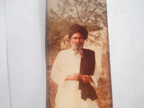 Photo of ਮਹਿੰਦਰ ਸਿੰਘ , ਗੈਰ ਕਾਨੂੰਨੀ ਹੱਤਆਿ ਦਾ/ਦੀ ਪੀੜਤ ਦੀ ਤਾਰੀਖ਼ ਮਈ ੦੧, ੧੯੯੪, in Moga, by ਪੰਜਾਬ ਪੁਲਿਸ