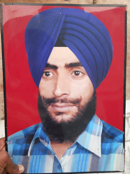 Photo of ਕੇਵਲ ਸਿੰਘ , ਗੈਰ ਕਾਨੂੰਨੀ ਹੱਤਆਿ ਦਾ/ਦੀ ਪੀੜਤ ਦੇ ਵਿੱਚ ਸਤੰਬਰ ੧, ੧੯੯੧ ਅਤੇ ਸਤੰਬਰ ੩੦,  ੧੯੯੧ਪੰਜਾਬ ਪੁਲਿਸ