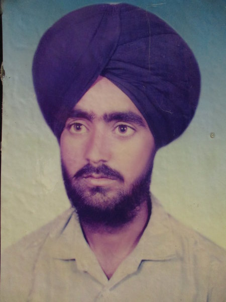 Photo of ਹਰਜੀਤ ਸਿੰਘ , ਗੈਰ ਕਾਨੂੰਨੀ ਹੱਤਆਿ ਦਾ/ਦੀ ਪੀੜਤ ਦੀ ਤਾਰੀਖ਼ ਐਪ੍ਰਲ ੧੩, ੧੯੯੧, in Malout, by ਪੰਜਾਬ ਪੁਲਿਸ
