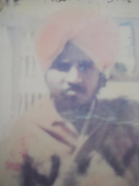 Photo of ਲਖਵਿੰਦਰ ਸਿੰਘ , ਗੈਰ ਕਾਨੂੰਨੀ ਹੱਤਆਿ ਦਾ/ਦੀ ਪੀੜਤ ਦੇ ਵਿੱਚ ਜੁਲਾਈ ੧, ੧੯੯੨ ਅਤੇ ਅਗਸਤ ੩੧,  ੧੯੯੨ਪੰਜਾਬ ਪੁਲਿਸ