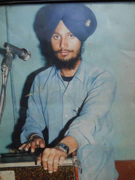 Photo of ਗਿਆਨ ਸਿੰਘ , ਗੈਰ ਕਾਨੂੰਨੀ ਹੱਤਆਿ ਦਾ/ਦੀ ਪੀੜਤ ਦੇ ਵਿੱਚ ਫ਼ਰਵਰੀ ੧, ੧੯੯੨ ਅਤੇ ਫ਼ਰਵਰੀ ੨੮,  ੧੯੯੨ਪੰਜਾਬ ਪੁਲਿਸ