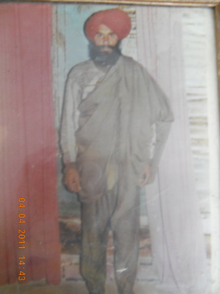 Photo of ਅਮਰੀਕ ਸਿੰਘ , ਗੈਰ ਕਾਨੂੰਨੀ ਹੱਤਆਿ ਦਾ/ਦੀ ਪੀੜਤ ਦੇ ਵਿੱਚ ਐਪ੍ਰਲ ੬, ੧੯੯੨ ਅਤੇ ਐਪ੍ਰਲ ੩੦,  ੧੯੯੨, in Sri Hargobindpur, by ਪੰਜਾਬ ਪੁਲਿਸ