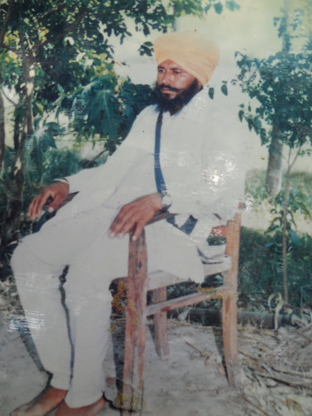 Photo of ਕਾਵਲ ਸਿੰਘ , ਗੈਰ ਕਾਨੂੰਨੀ ਹੱਤਆਿ ਦਾ/ਦੀ ਪੀੜਤ ਦੀ ਤਾਰੀਖ਼ ਨਵੰਬਰ ੦੭, ੧੯੯੨, in Hoshiarpur, by ਪੰਜਾਬ ਪੁਲਿਸ