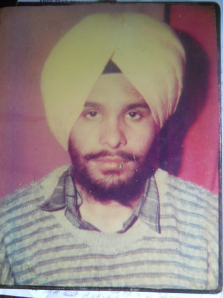Photo of ਗੁਰਦਿਆਲ ਸਿੰਘ , ਗੈਰ ਕਾਨੂੰਨੀ ਹੱਤਆਿ ਦਾ/ਦੀ ਪੀੜਤ ਦੇ ਵਿੱਚ ਮਈ ੨੯, ੧੯੯੩ ਅਤੇ ਮਈ ੩੦,  ੧੯੯੩, in Qadian, by ਪੰਜਾਬ ਪੁਲਿਸ