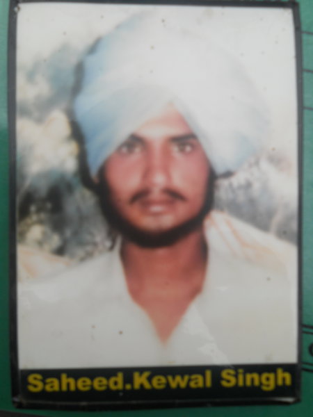 Photo of ਸੁਖਦੇਵ ਸਿੰਘ , ਗੈਰ ਕਾਨੂੰਨੀ ਹੱਤਆਿ ਦਾ/ਦੀ ਪੀੜਤ ਦੀ ਤਾਰੀਖ਼ ਫ਼ਰਵਰੀ ੧੬, ੧੯੯੦, in Kathu Nangal, by ਪੰਜਾਬ ਪੁਲਿਸ