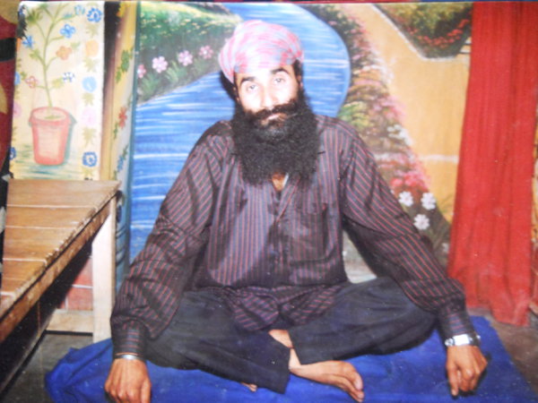 Photo of ਰਛਪਾਲ ਸਿੰਘ , ਗੈਰ ਕਾਨੂੰਨੀ ਹੱਤਆਿ ਦਾ/ਦੀ ਪੀੜਤ ਦੀ ਤਾਰੀਖ਼ ਜੂਨ ੨੫, ੧੯੯੨, in Kalanaur, by ਪੰਜਾਬ ਪੁਲਿਸ