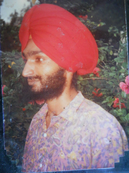 Photo of ਸਰਵਨ ਸਿੰਘ , ਗੈਰ ਕਾਨੂੰਨੀ ਹੱਤਆਿ ਦਾ/ਦੀ ਪੀੜਤ ਦੇ ਵਿੱਚ ਮਈ ੧, ੧੯੯੩ ਅਤੇ ਜੂਨ ੩੦,  ੧੯੯੩, in Batala, by ਪੰਜਾਬ ਪੁਲਿਸ