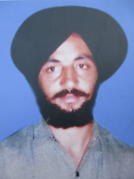 Photo of ਬੂਆ ਸਿੰਘ , ਗੈਰ ਕਾਨੂੰਨੀ ਹੱਤਆਿ ਦਾ/ਦੀ ਪੀੜਤ ਦੀ ਤਾਰੀਖ਼ ਨਵੰਬਰ ੧੨, ੧੯੯੨, in Batala, by ਪੰਜਾਬ ਪੁਲਿਸ