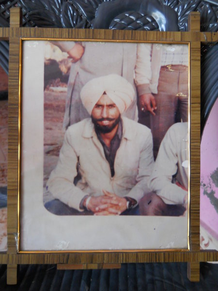 Photo of ਗੁਰਚਰਨ ਸਿੰਘ , ਗੈਰ ਕਾਨੂੰਨੀ ਹੱਤਆਿ ਦਾ/ਦੀ ਪੀੜਤ ਦੀ ਤਾਰੀਖ਼ ਮਈ ੧੭, ੧੯੮੯, in Jalandhar, by ਪੰਜਾਬ ਪੁਲਿਸ