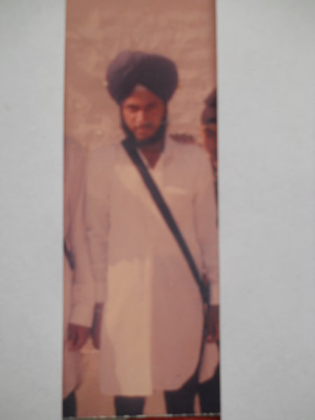 Photo of ਮਹਿੰਦਰ ਸਿੰਘ , ਗੈਰ ਕਾਨੂੰਨੀ ਹੱਤਆਿ ਦਾ/ਦੀ ਪੀੜਤ ਦੀ ਤਾਰੀਖ਼ ਜੂਨ ੧੪, ੧੯੯੩ by ਅਣਪਛਾਤੇ ਸੁਰੱਖਿਆ ਬਲਪੰਜਾਬ ਪੁਲਿਸ