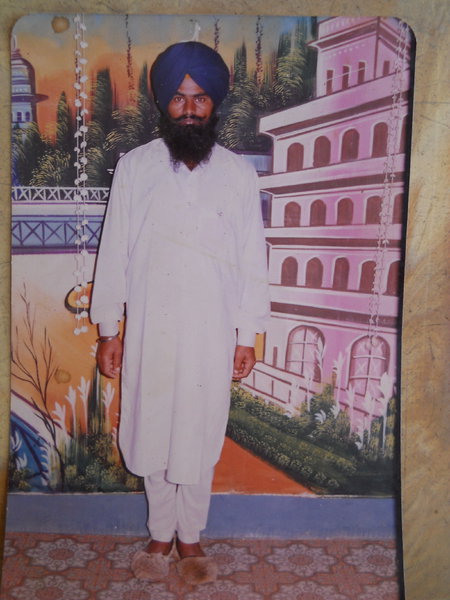 Photo of ਕਸ਼ਮੀਰ ਸਿੰਘ , ਗੈਰ ਕਾਨੂੰਨੀ ਹੱਤਆਿ ਦਾ/ਦੀ ਪੀੜਤ ਦੇ ਵਿੱਚ ਜੂਨ ੧, ੧੯੮੮ ਅਤੇ ਜੁਲਾਈ ੩੧,  ੧੯੮੮, in Dhilwan, by ਪੰਜਾਬ ਪੁਲਿਸ