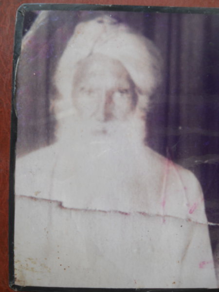 Photo of ਦਰਬਾਰਾ ਸਿੰਘ , ਗੈਰ ਕਾਨੂੰਨੀ ਹੱਤਆਿ ਦਾ/ਦੀ ਪੀੜਤ ਦੀ ਤਾਰੀਖ਼ ਜੁਲਾਈ ੦੯, ੧੯੯੦, in Kapurthala, by ਪੰਜਾਬ ਪੁਲਿਸ; ਬਾਡਰ ਸਿਕਿਓਰਟੀ ਫੋਰਸ