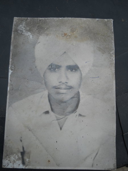 Photo of Satnaam Singh, victim of extrajudicial execution between September 16, 1991 and September 19,  1991, in Kapurthala CIA Staff,  by Punjab Police; Central Reserve Police Force, in Kapurthala CIA Staff, by Criminal Investigation Agency