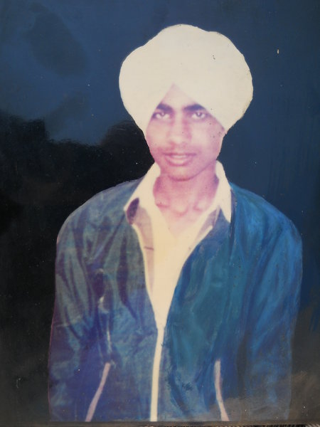 Photo of ਇੰਦਰਜੀਤ ਸਿੰਘ , ਗੈਰ ਕਾਨੂੰਨੀ ਹੱਤਆਿ ਦਾ/ਦੀ ਪੀੜਤ ਦੀ ਤਾਰੀਖ਼ ਅਗਸਤ ੦੩, ੧੯੯੨, in Moga, by ਪੰਜਾਬ ਪੁਲਿਸ