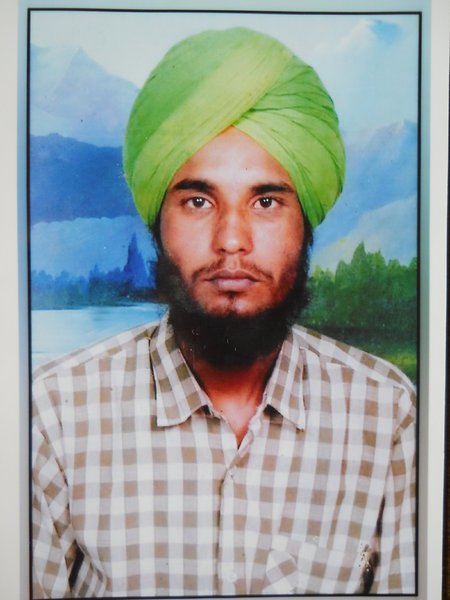Photo of ਕਸ਼ਮੀਰ ਸਿੰਘ , ਗੈਰ ਕਾਨੂੰਨੀ ਹੱਤਆਿ ਦਾ/ਦੀ ਪੀੜਤ ਦੀ ਤਾਰੀਖ਼ ਅਗਸਤ ੨੫, ੧੯੯੧, in Sangrur, by ਪੰਜਾਬ ਪੁਲਿਸ