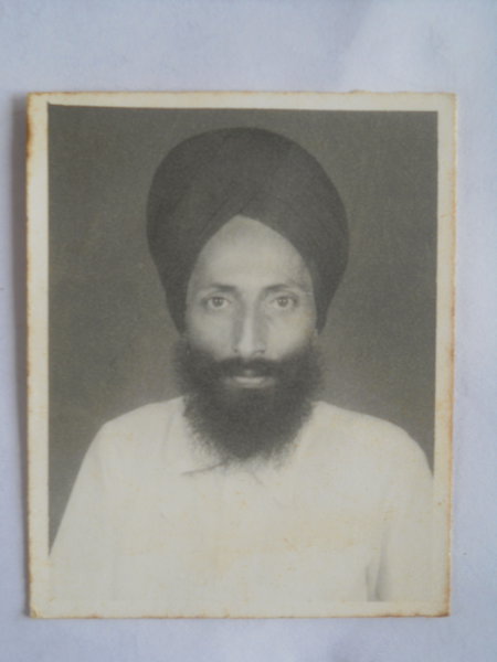 Photo of ਅੰਗਰੇਜ਼ ਸਿੰਘ , ਗੈਰ ਕਾਨੂੰਨੀ ਹੱਤਆਿ ਦਾ/ਦੀ ਪੀੜਤ ਦੇ ਵਿੱਚ ਅਕਤੂਬਰ ੧, ੧੯੯੨ ਅਤੇ ਅਕਤੂਬਰ ੩੦,  ੧੯੯੨, in Lalton Kalan, by ਪੰਜਾਬ ਪੁਲਿਸ