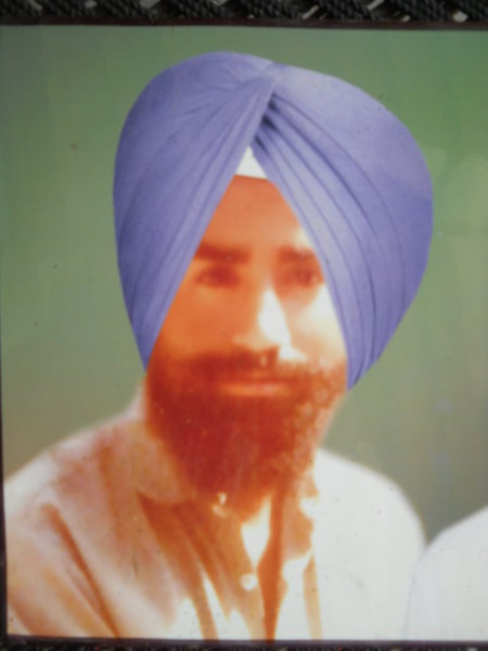 Photo of ਕਸ਼ਮੀਰ ਸਿੰਘ , ਗੈਰ ਕਾਨੂੰਨੀ ਹੱਤਆਿ ਦਾ/ਦੀ ਪੀੜਤ ਦੀ ਤਾਰੀਖ਼ ਮਾਰਚ ੧੮, ੧੯੯੩, in Shutrana, by ਪੰਜਾਬ ਪੁਲਿਸ