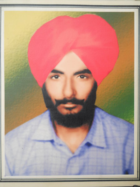 Photo of Devinder Singh, victim of extrajudicial execution on September 18, 1999, in Rupnagar CIA Staff, Rupnagar, Anandpur Sahib,  by Punjab Police; Criminal Investigation Agency, in Rupnagar CIA Staff, Rupnagar, Anandpur Sahib, by Punjab Police; Criminal Investigation Agency
