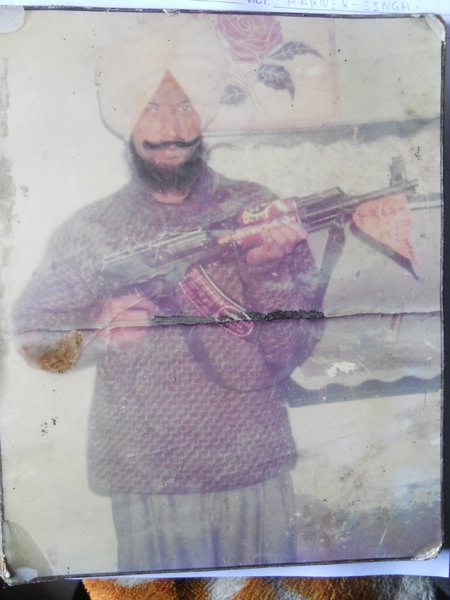 Photo of ਹਰਨੇਕ ਸਿੰਘ , ਗੈਰ ਕਾਨੂੰਨੀ ਹੱਤਆਿ ਦਾ/ਦੀ ਪੀੜਤ ਦੀ ਤਾਰੀਖ਼ ਜਨਵਰੀ ੧੯, ੧੯੯੧, in S.A.S. Nagar (Mohali), Rupnagar, Patiala, Bhagwan Wala, by ਪੰਜਾਬ ਪੁਲਿਸ